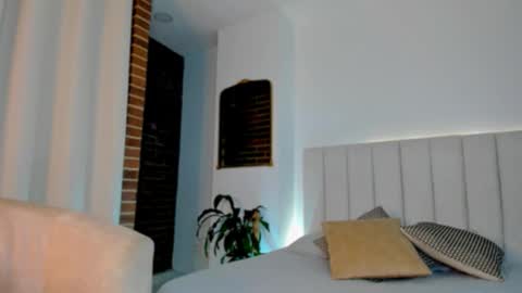 melanie_diaz online show from February 5, 12:58 am