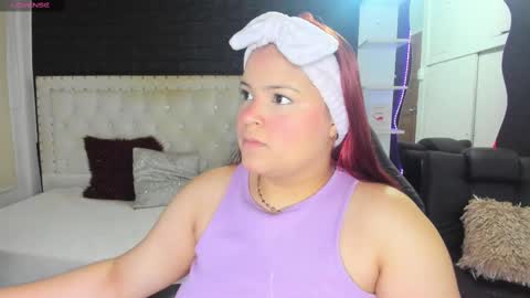 Melanie  online show from March 3, 4:03 am