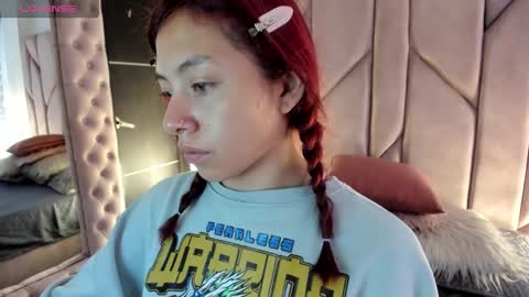 Melanie roux  online show from November 17, 12:30 pm