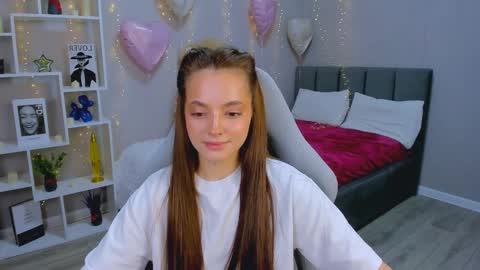 MelanieAlves online show from March 9, 6:12 pm