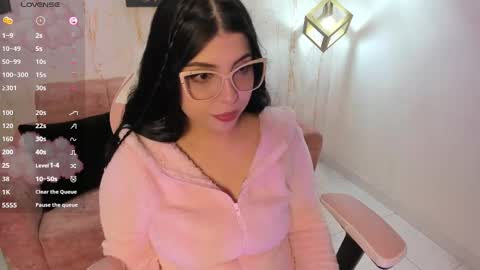 Snapshot of melaniegrayx chatting on February 24, 2:48 pm melaniegrayx online show from February 24, 2:48 pm