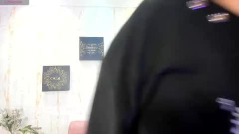Snapshot of melaniegrayx chatting on March 3, 6:13 pm melaniegrayx online show from March 3, 6:13 pm