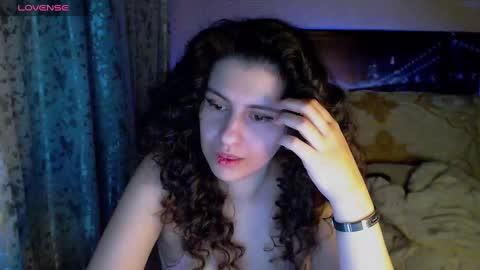 Melanie Milena online show from December 7, 4:31 pm