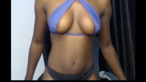 Snapshot of melanine_floral chatting on September 13, 4:42 pm Praiz online show from September 13, 4:42 pm