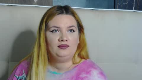 melanniebrown online show from November 29, 9:28 am