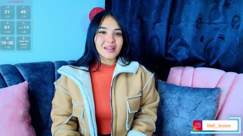    Independent model online show from September 21, 6:39 am