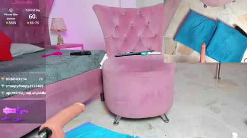 Snapshot of meliissablue chatting on March 3, 3:43 pm Meliissa online show from March 3, 3:43 pm