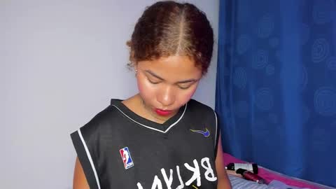 M E L I N A  online show from February 24, 12:24 am