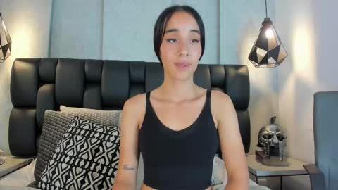 Snapshot of melinarouses chatting on October 16, 7:02 pm Melina online show from October 16, 7:02 pm
