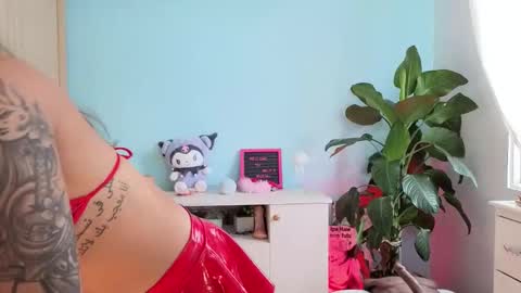 Melissa online show from November 13, 2:42 pm