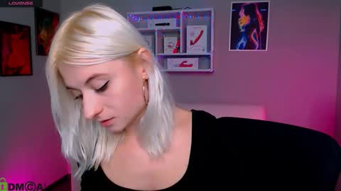 Melisa online show from October 19, 7:18 pm