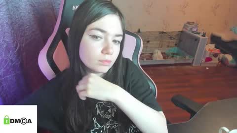 melisanilson online show from January 19, 5:50 am