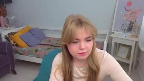 Sophia online show from March 27, 8:26 am