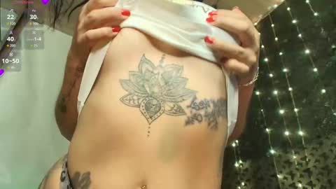 MELISSA  online show from February 19, 2:27 pm