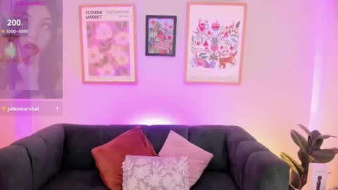 Melissa 3 online show from October 19, 9:36 am