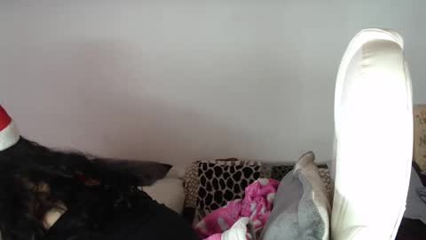 Snapshot of melissa_sexytits chatting on December 27, 5:48 pm Lau   online show from December 27, 5:48 pm