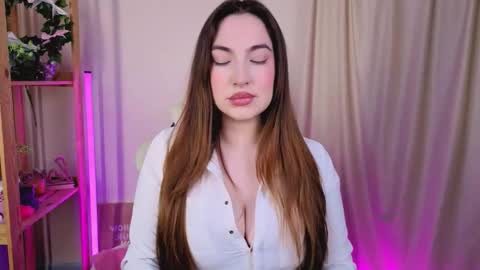 melissagray_ online show from September 11, 7:31 am