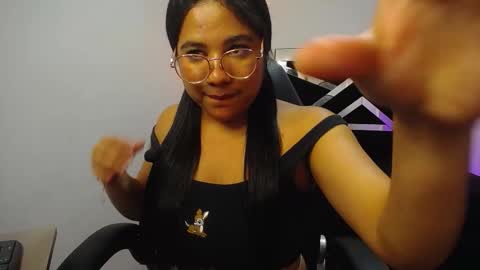 Snapshot of melissahex chatting on October 13, 4:53 pm Melissa online show from October 13, 4:53 pm