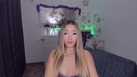 Melissa online show from February 6, 6:02 pm