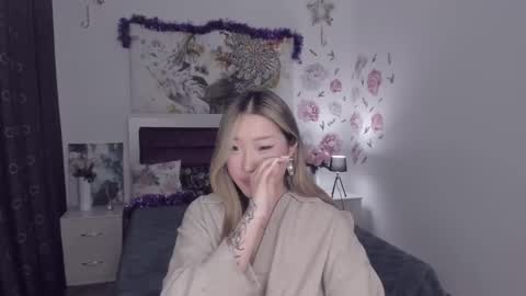 Melissa online show from January 16, 8:57 pm