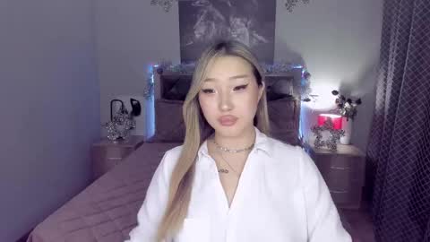 Melissa online show from December 25, 5:47 pm