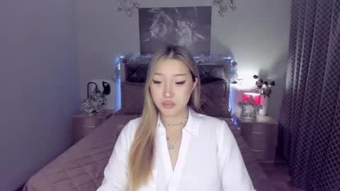 Melissa online show from December 25, 2:34 pm