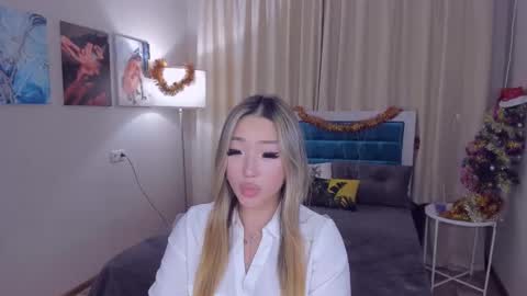 Melissa online show from January 19, 7:47 pm