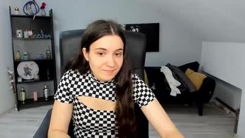 Snapshot of melissawiliam chatting on October 7, 11:28 am melissawiliam online show from October 7, 11:28 am