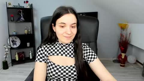 Snapshot of melissawiliam chatting on March 6, 3:13 pm melissawiliam online show from March 6, 3:13 pm
