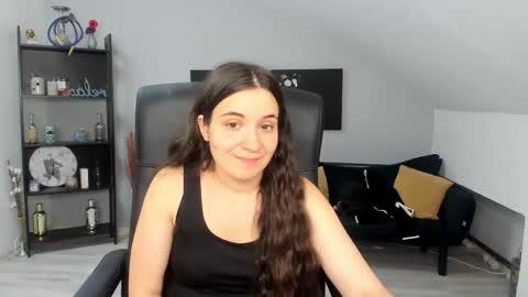 Snapshot of melissawiliam chatting on September 15, 11:12 am melissawiliam online show from September 15, 11:12 am