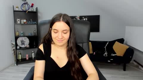 Snapshot of melissawiliam chatting on September 24, 11:17 am melissawiliam online show from September 24, 11:17 am