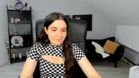 Snapshot of melissawiliam chatting on September 23, 11:15 am melissawiliam online show from September 23, 11:15 am