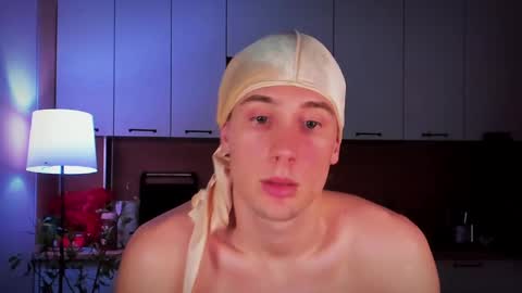 Mello online show from February 23, 4:28 am