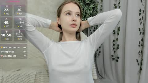 Snapshot of mell_milles chatting on February 2, 2:17 am mell milles online show from February 2, 2:17 am