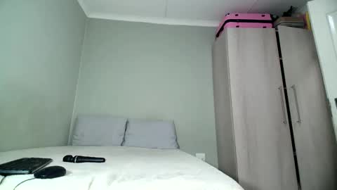 mellowchocct online show from January 26, 8:45 pm