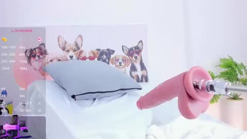 Snapshot of melly_col chatting on September 15, 8:32 pm melly_col online show from September 15, 8:32 pm