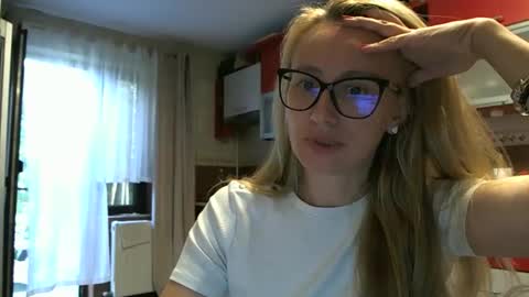 Melly online show from September 11, 7:20 am