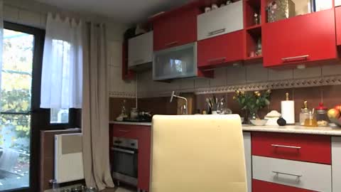 Melly online show from October 21, 6:51 am