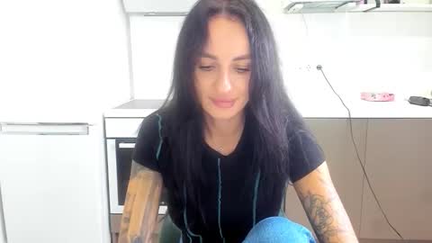 Snapshot of melodyhewit chatting on September 30, 7:08 am Masha online show from September 30, 7:08 am