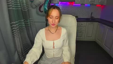 Kaylie online show from February 6, 3:48 am