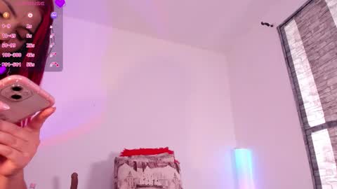 Snapshot of mely_rosee chatting on September 20, 2:42 pm online show from September 20, 2:42 pm