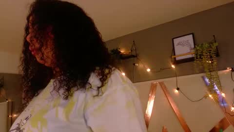  Memphis Williams  online show from October 20, 2:27 am