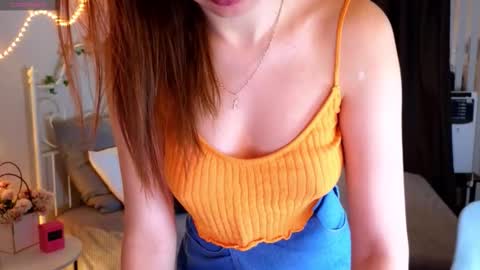 Snapshot of meow_mellie chatting on September 12, 1:29 am meow_mellie online show from September 12, 1:29 am