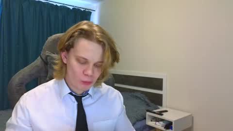 Mickey online show from March 11, 4:08 am