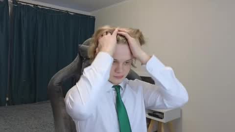 Mickey online show from December 30, 4:31 am