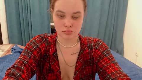 Jey online show from February 15, 6:44 pm