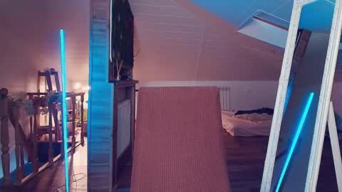 meowroslava online show from April 16, 10:15 am