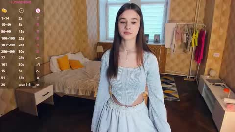 Julie online show from January 9, 8:09 am