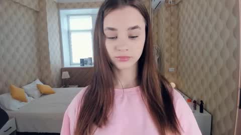 Snapshot of meoww_meows chatting on October 8, 9:48 am Julie online show from October 8, 9:48 am