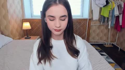 Snapshot of meoww_meows chatting on October 15, 10:38 am Julie online show from October 15, 10:38 am